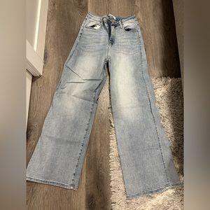 New without tags Risen jeans